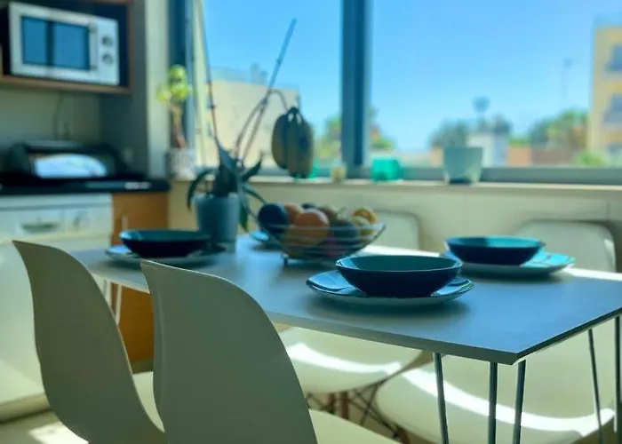 Belle / Belles Hotel